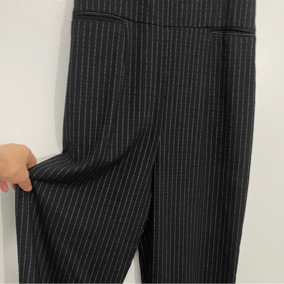 Anthropologie The Essentials Navy Blue Pinstriped Jumpsuit Size 4 - Picture 7 of 12